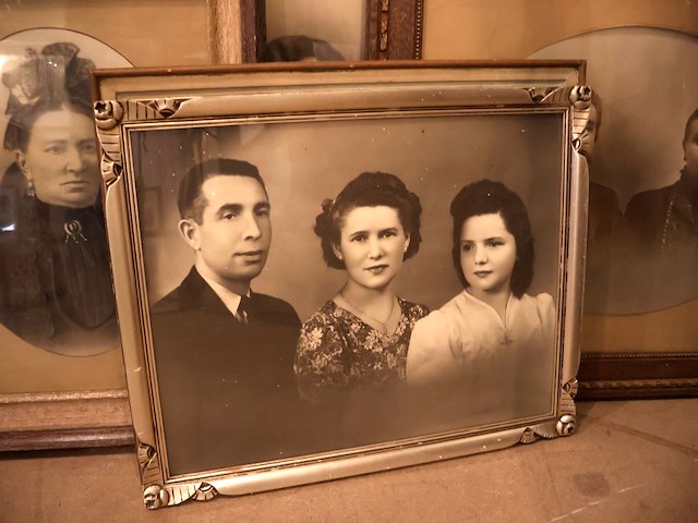 Partij oude zwart wit famillie foto's plm8 - afbeelding 3 van  10