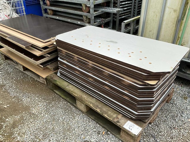 Partij overige hout- en multiplex plaatmateriaal - afbeelding 1 van  3