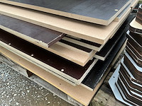 Partij overige hout- en multiplex plaatmateriaal - afbeelding 2 van  3
