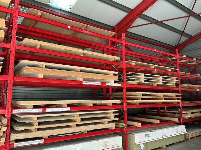 Partij overige hout- en plaatmateriaal (90x) - afbeelding 1 van  12