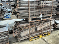 Partij pallet omkadering,inclusief stapejuk - afbeelding 1 van  1