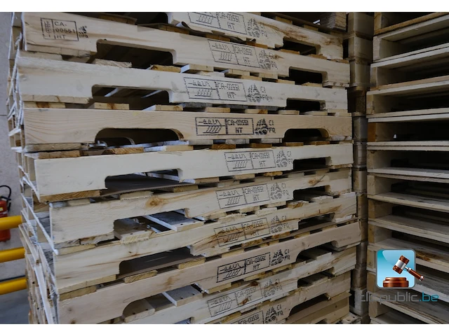 Partij pallets - afbeelding 3 van  5