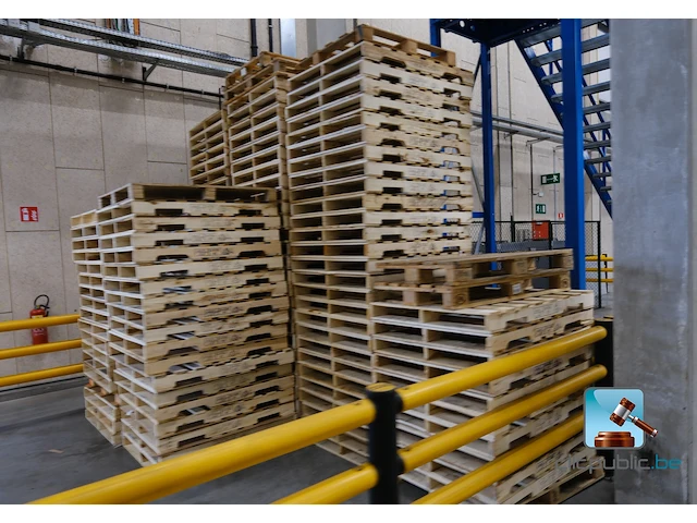 Partij pallets - afbeelding 5 van  5