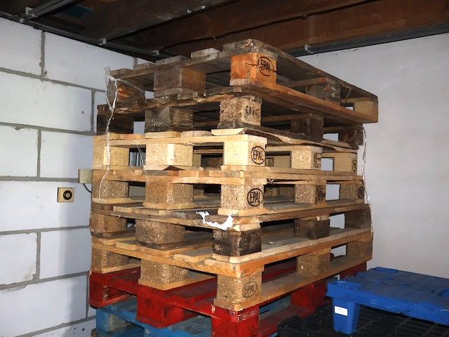 Partij palletten (x23) - afbeelding 4 van  4