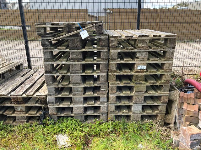 Partij palletten - afbeelding 1 van  6