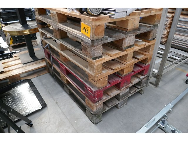 Partij palletten - afbeelding 1 van  2