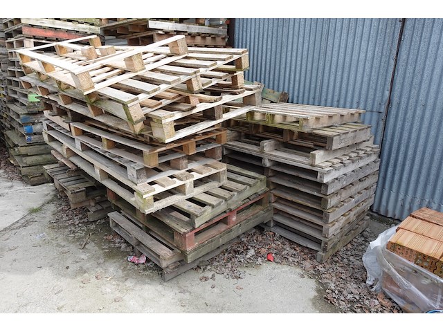 Partij palletten - afbeelding 2 van  2