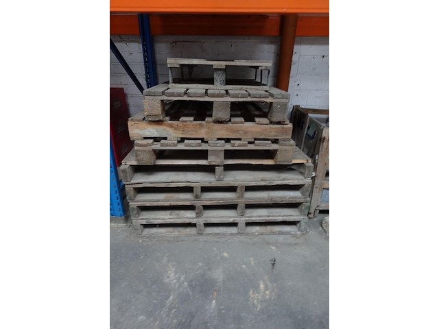 Partij palletten - afbeelding 4 van  8