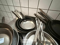 Partij pannen - afbeelding 3 van  8