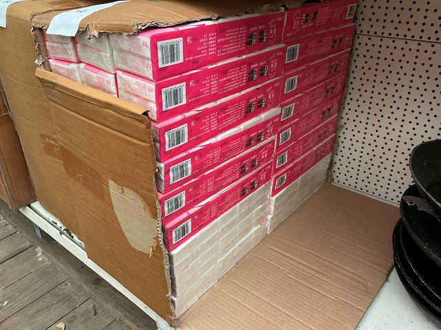 Partij papier zakdoekjes - afbeelding 1 van  1