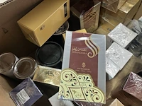 Partij parfum en accessoires - afbeelding 4 van  15