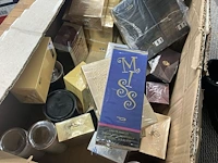 Partij parfum en accessoires - afbeelding 7 van  15