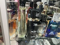 Partij parfum en accessoires - afbeelding 8 van  15