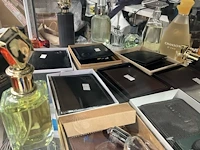 Partij parfum en accessoires - afbeelding 12 van  15