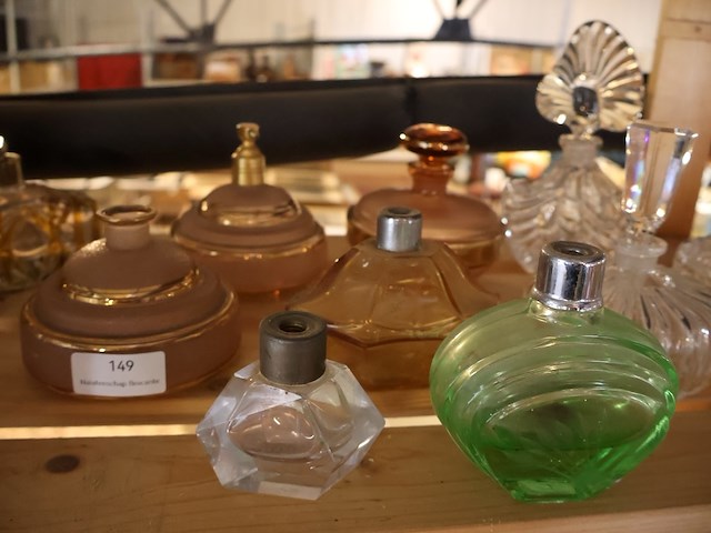 Partij parfum - afbeelding 5 van  8