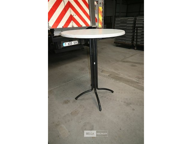 Partij partytafels + karren - afbeelding 4 van  8