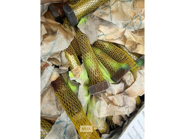 Partij pasbouten 10.9 – m42 - afbeelding 2 van  3