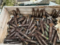 Partij pasbouten - afbeelding 2 van  2