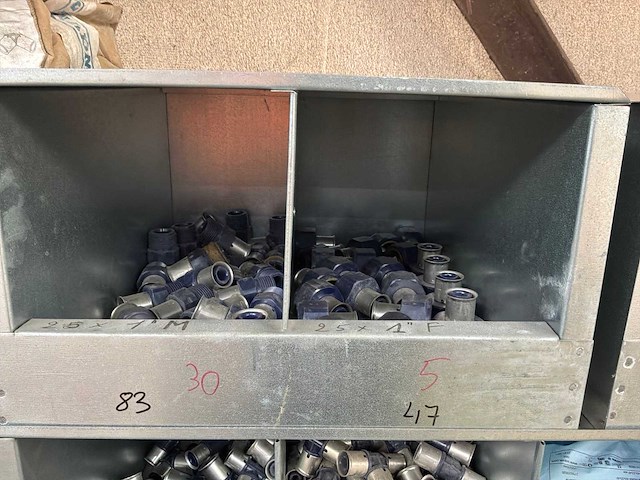 Partij persfittingen - afbeelding 27 van  38