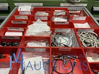 Partij persluchtregeling, ventielen en meetcomponenten - afbeelding 35 van  218