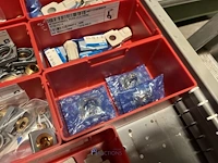 Partij persluchtregeling, ventielen en meetcomponenten - afbeelding 83 van  218