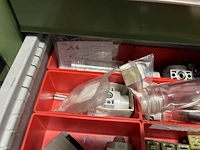 Partij persluchtregeling, ventielen en meetcomponenten - afbeelding 102 van  218