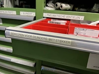 Partij persluchtregeling, ventielen en meetcomponenten - afbeelding 101 van  218