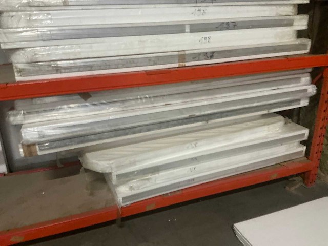 Partij piepschuimplaten - afbeelding 2 van  10