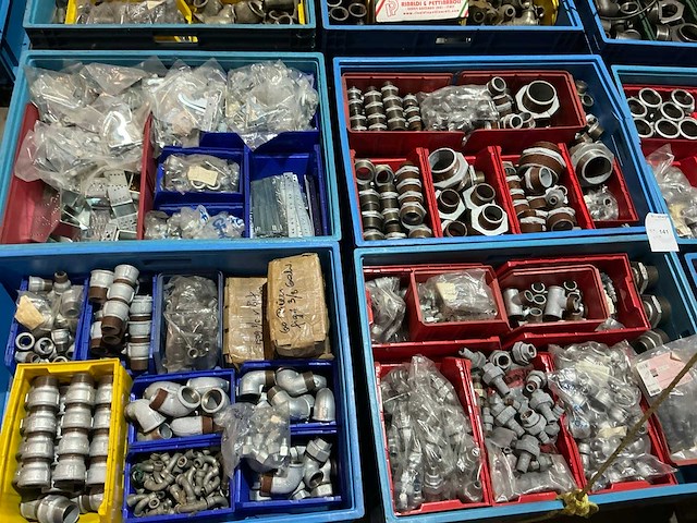 Partij pijpfitting materiaal - afbeelding 5 van  11