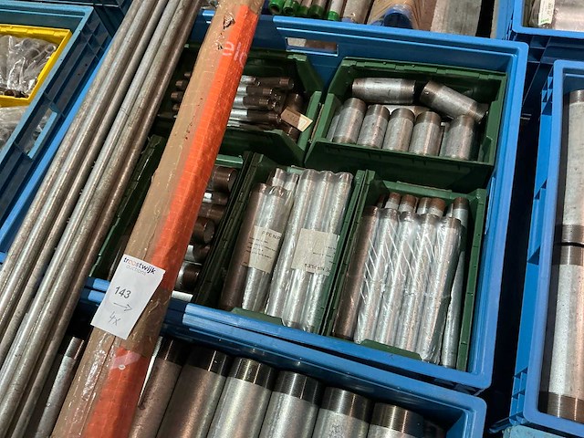 Partij pijpfitting materiaal - afbeelding 11 van  12