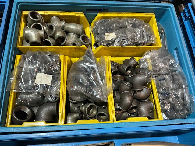 Partij pijpfitting materiaal - afbeelding 7 van  12