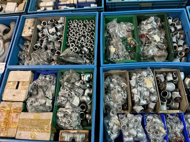 Partij pijpfitting materiaal - afbeelding 5 van  11