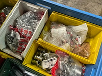 Partij pijpfitting materiaal - afbeelding 3 van  11