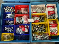 Partij pijpfitting materiaal