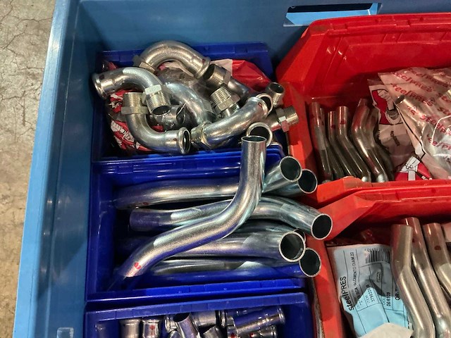 Partij pijpfitting materiaal - afbeelding 7 van  12