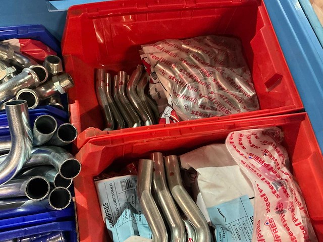 Partij pijpfitting materiaal - afbeelding 8 van  12