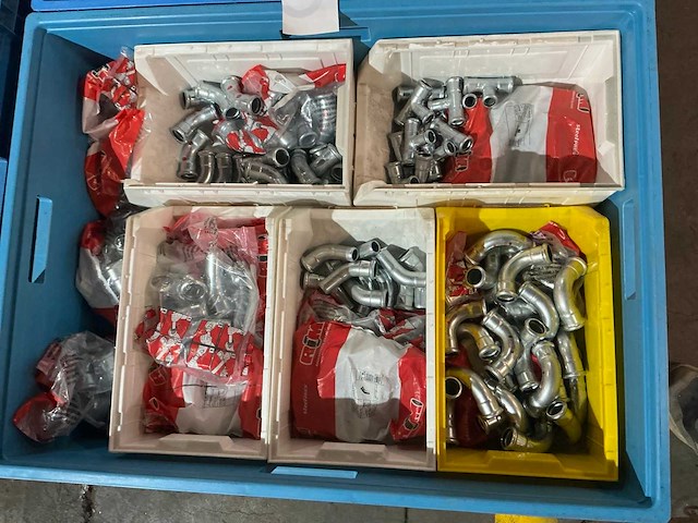 Partij pijpfitting materiaal - afbeelding 4 van  10