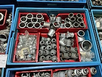 Partij pijpfitting materiaal - afbeelding 10 van  11