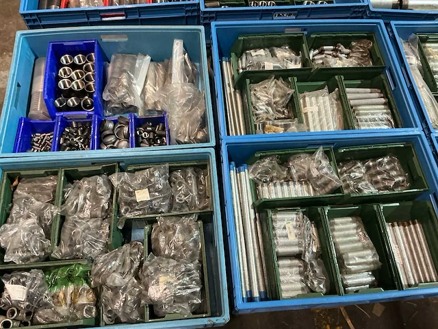 Partij pijpfitting materiaal - afbeelding 3 van  10