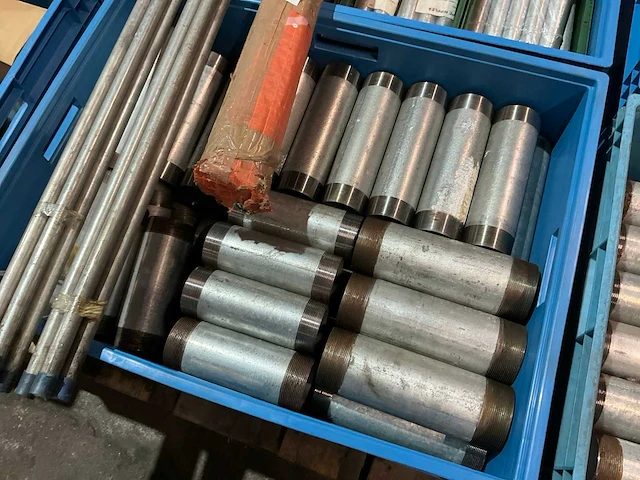 Partij pijpfitting materiaal - afbeelding 2 van  12