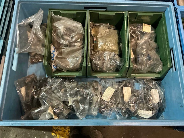 Partij pijpfitting materiaal - afbeelding 9 van  12