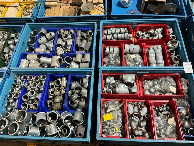 Partij pijpfitting materiaal - afbeelding 4 van  11