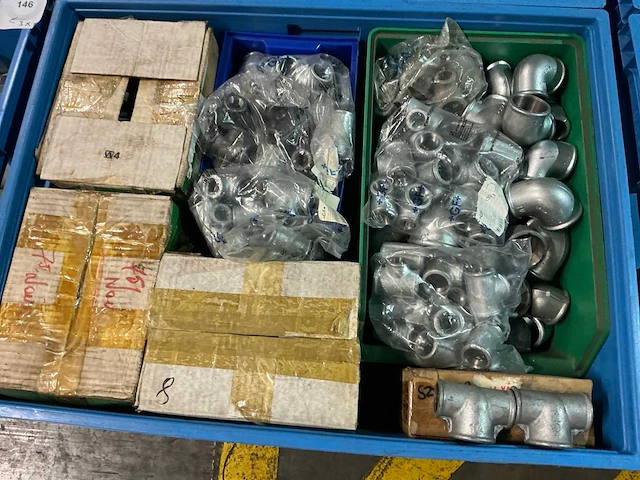 Partij pijpfitting materiaal - afbeelding 7 van  11