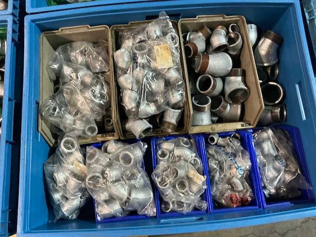 Partij pijpfitting materiaal - afbeelding 8 van  11