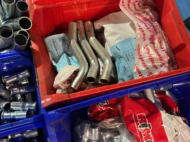 Partij pijpfitting materiaal - afbeelding 9 van  12