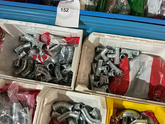 Partij pijpfitting materiaal - afbeelding 6 van  10
