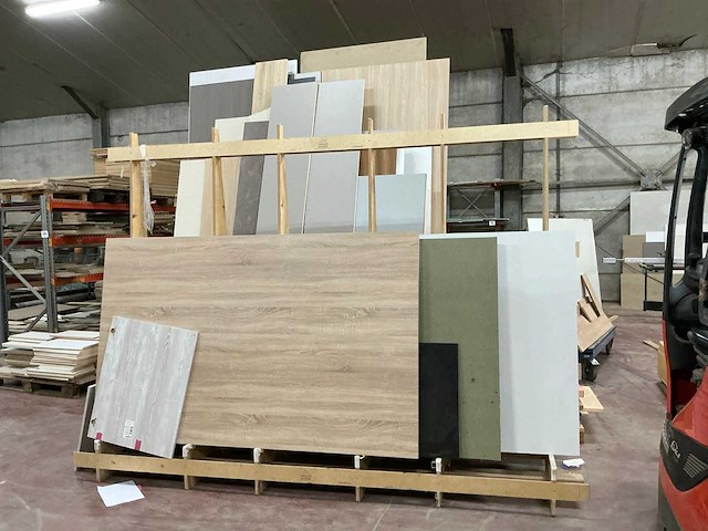 Partij plaatmateriaal - afbeelding 1 van  10