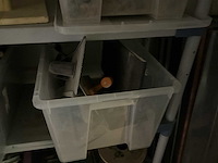 Partij plamuur diverse materialen - afbeelding 5 van  7