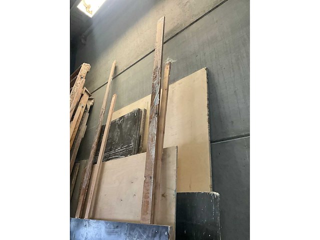 Partij planken en alu profielen - afbeelding 4 van  12