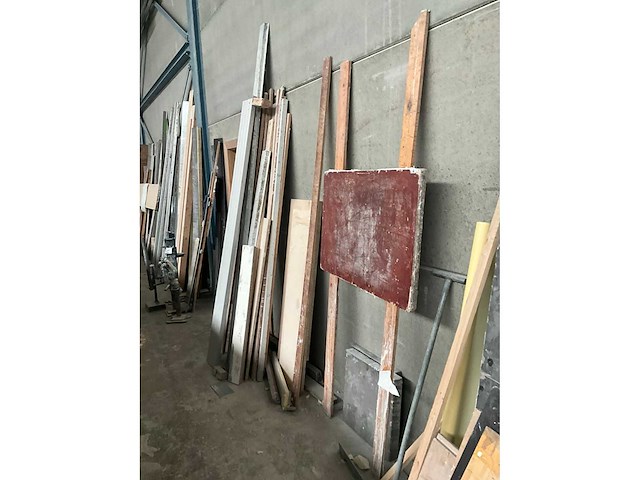 Partij planken en alu profielen - afbeelding 7 van  12